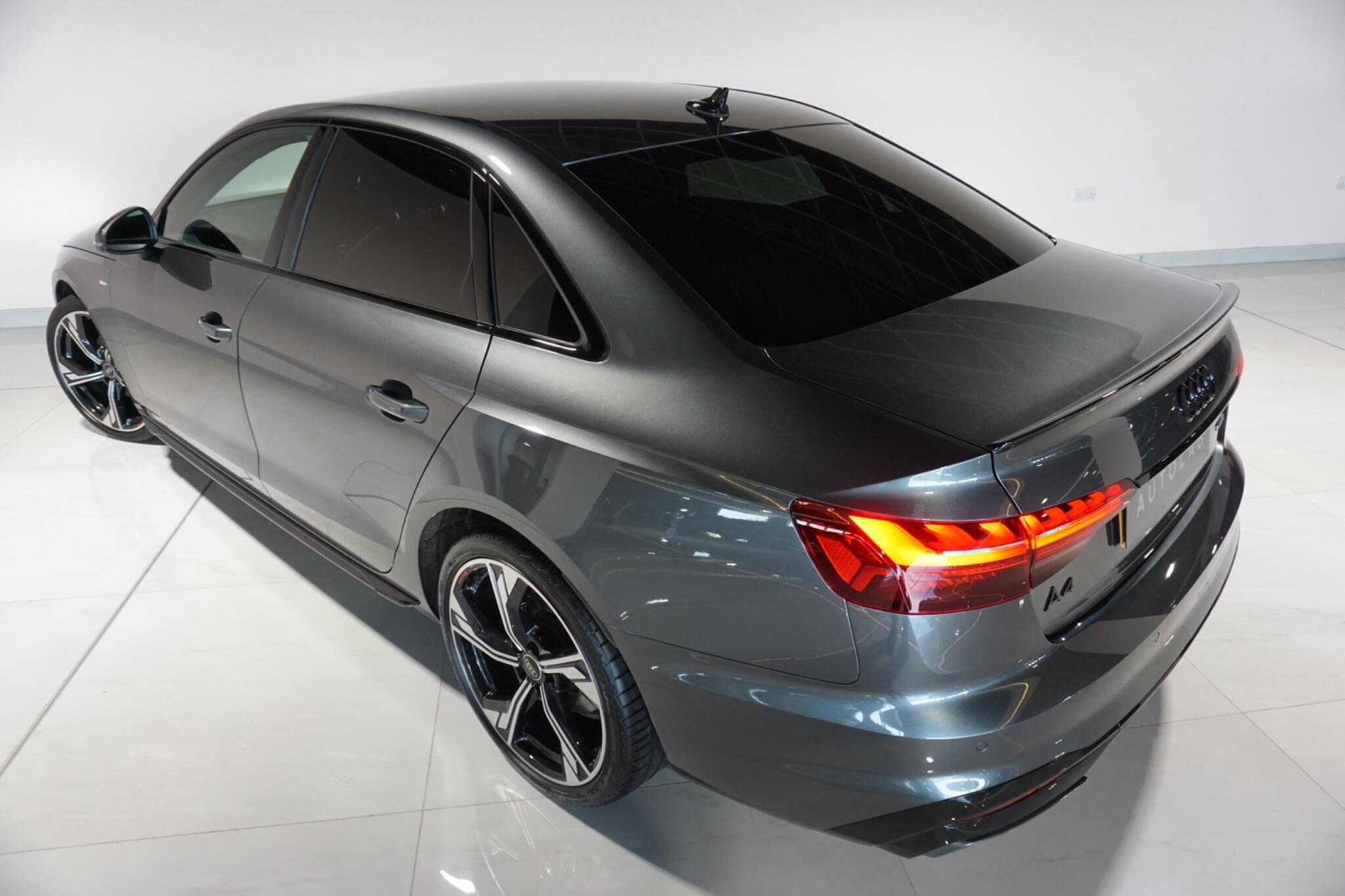 Audi A4 2.0 TDI 40 Black Edition Saloon 4dr Diesel S Tronic quattro Euro 6 (s/s) (204 ps)